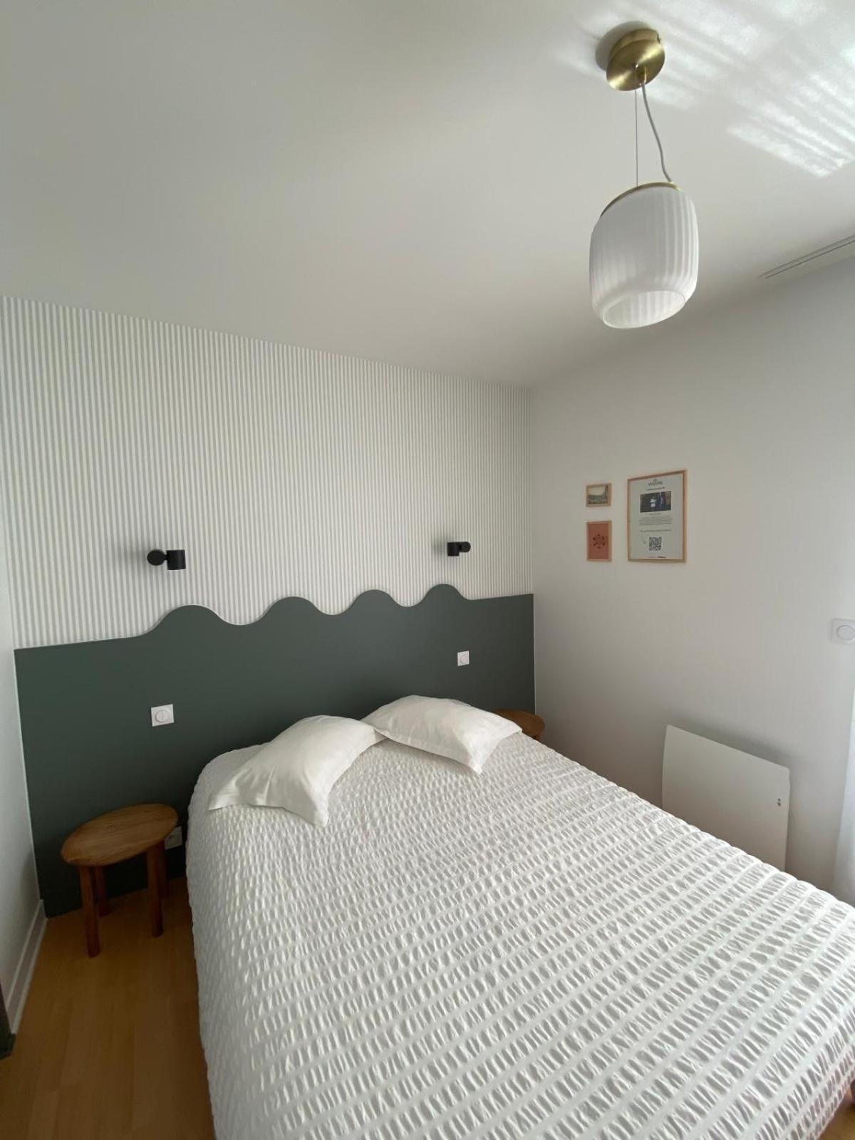 Hotel Les Voisins Beaucemaine Ploufragan Habitación foto