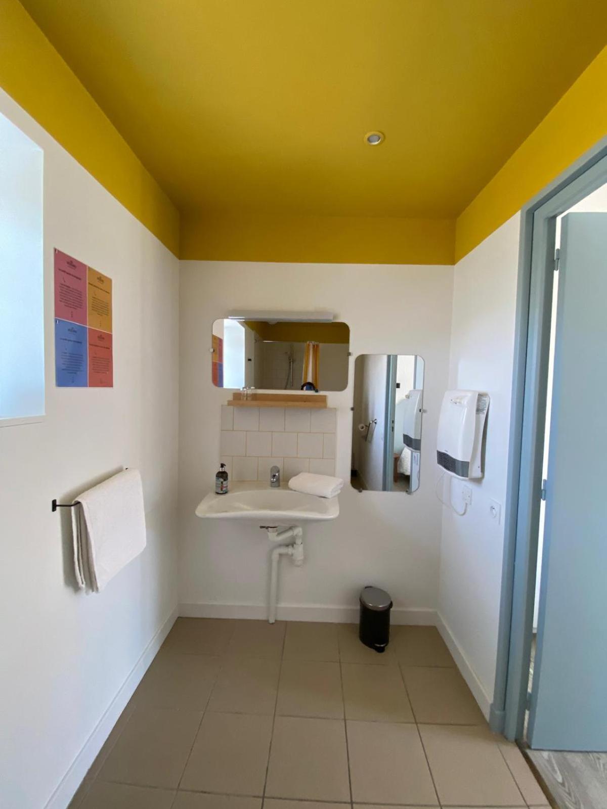 Hotel Les Voisins Beaucemaine Ploufragan Habitación foto