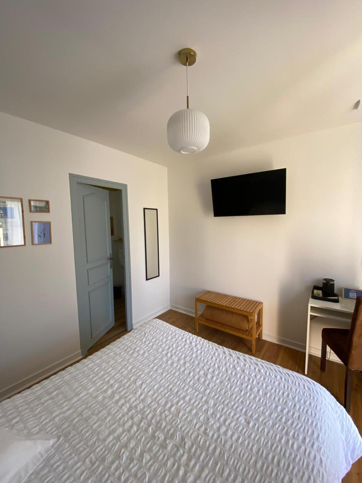 Hotel Les Voisins Beaucemaine Ploufragan Habitación foto