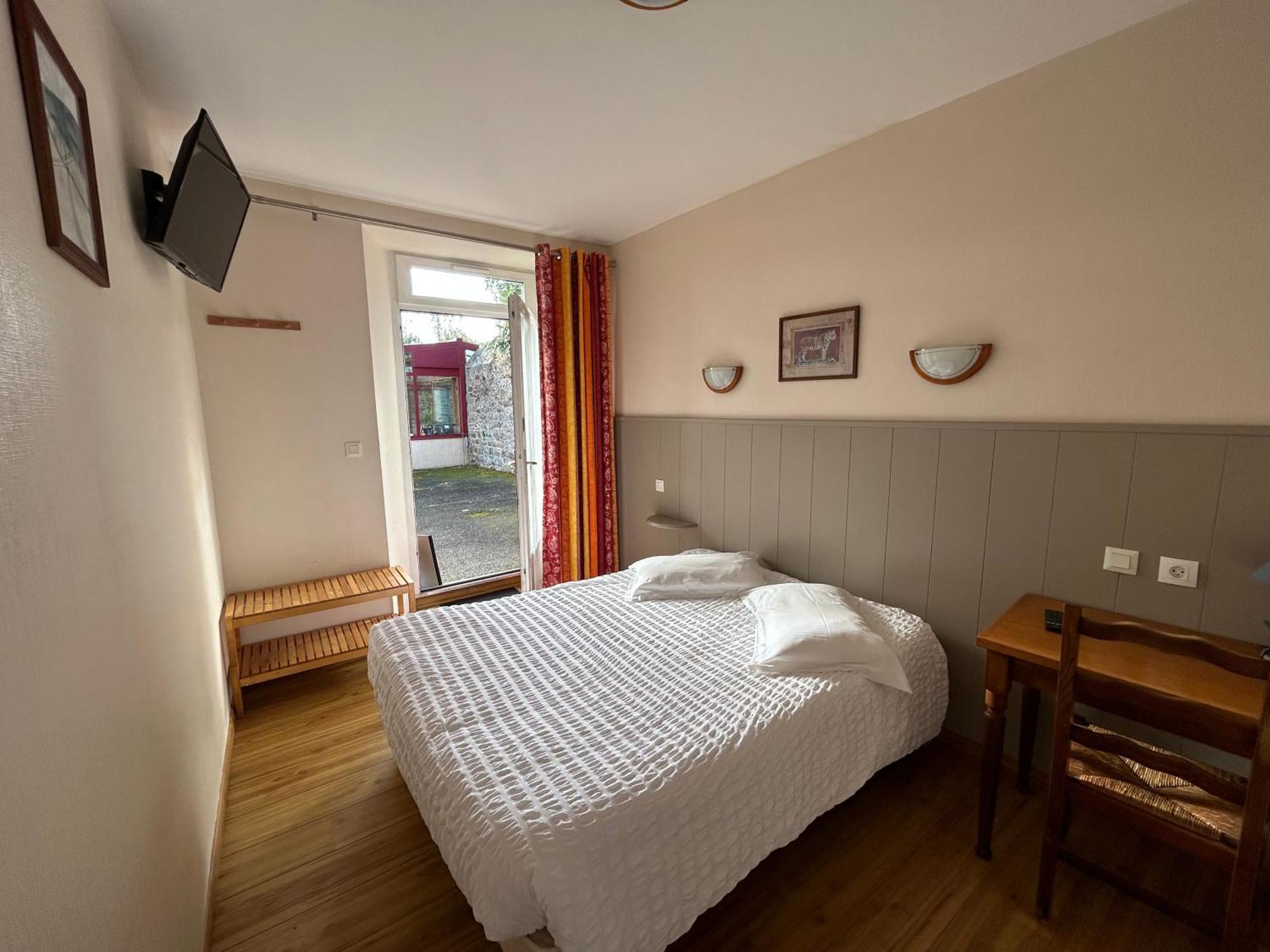 Hotel Les Voisins Beaucemaine Ploufragan Habitación foto